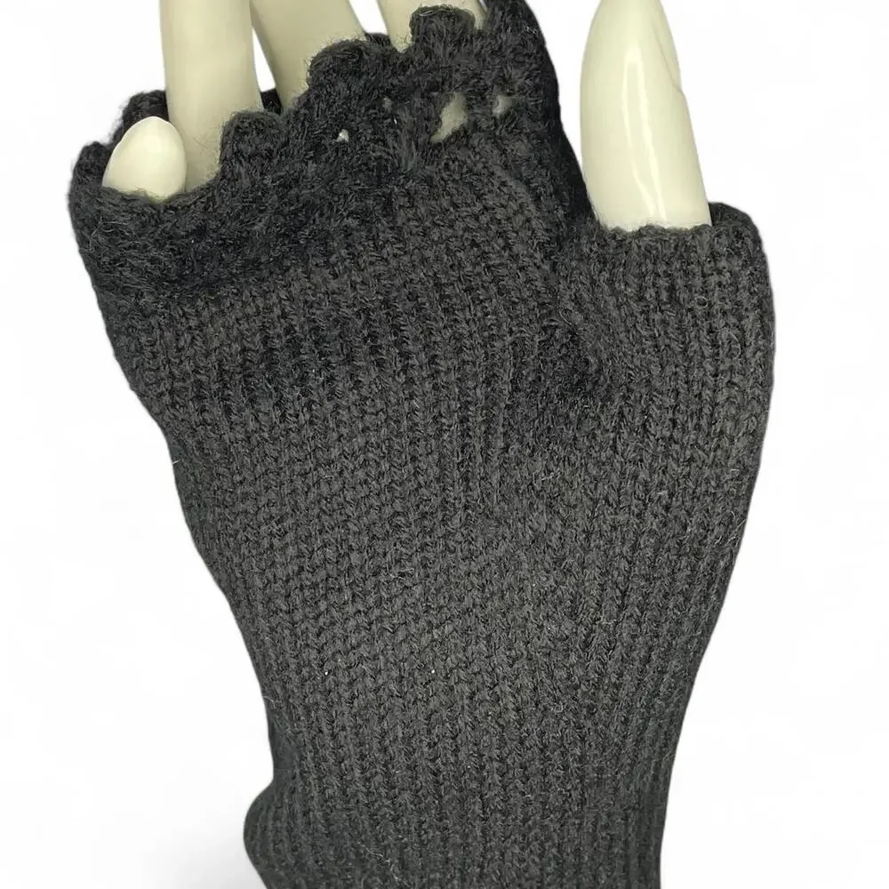 Cottagecore Black Knit Fingerless Gloves Floral Embroidery Knit Lace Trim OS